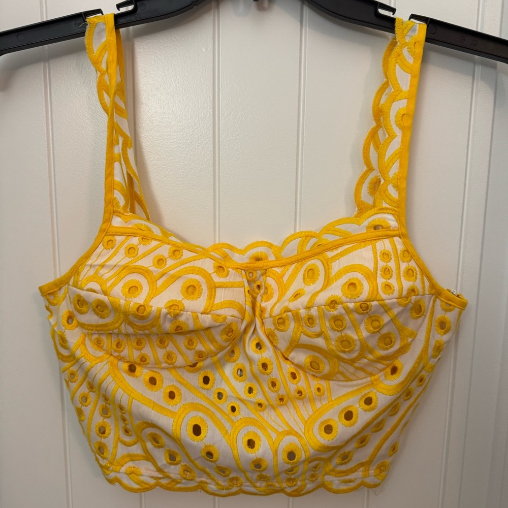 Main Strip Yellow and White Patterned Crop Top and skirt medium. NWT - Picture 5 of 9